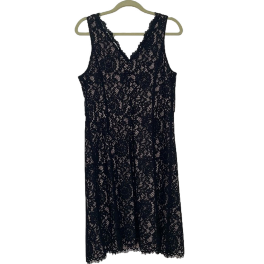 Loft Black lace dress size 10 - Picture 4 of 6